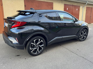 Toyota C-HR foto 6