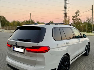 BMW X7 foto 3