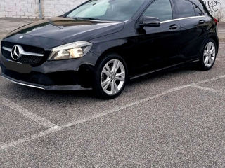 Mercedes A-Class foto 3