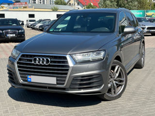 Audi Q7 foto 1