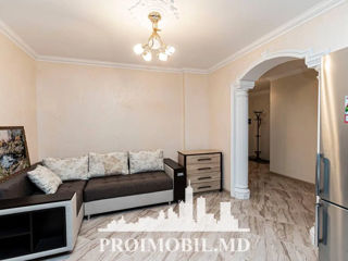 Apartament cu 2 camere, 70 m², Botanica, Chișinău foto 6