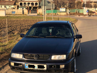 Volkswagen Passat foto 2