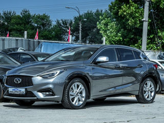 Infiniti QX30