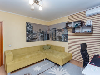 3-х комнатная квартира, 104 м², Рышкановка, Кишинёв