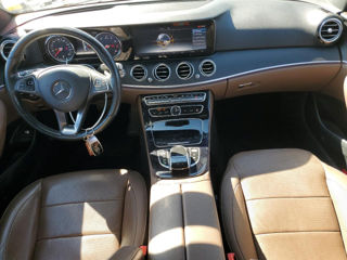 Mercedes E-Class foto 9