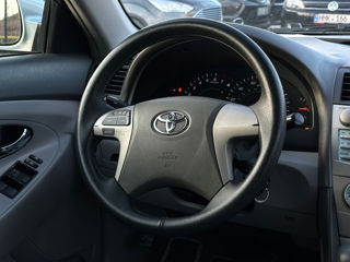 Toyota Camry foto 15