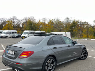 Mercedes E-Class foto 4