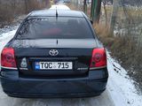 Toyota Avensis foto 4