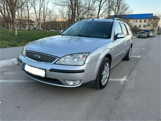 Ford Mondeo foto 2