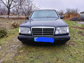 Mercedes E-Class foto 3