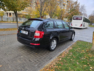 Skoda Octavia foto 4