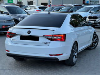 Skoda Superb фото 3