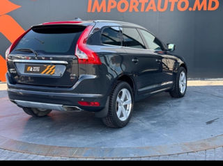 Volvo XC60 foto 3