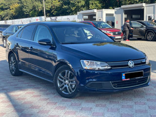 Volkswagen Jetta foto 5