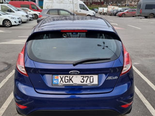 Ford Fiesta foto 5