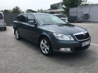 Skoda Octavia foto 2