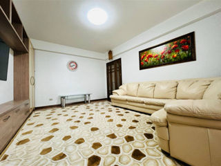 Apartament cu 3 camere, 108 m², Centru, Chișinău foto 2