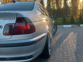 BMW 3 Series foto 3