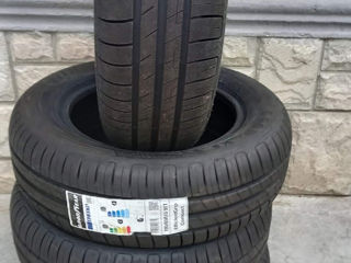 195/65 R15.  goodyear