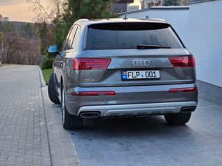 Audi Q7 foto 2