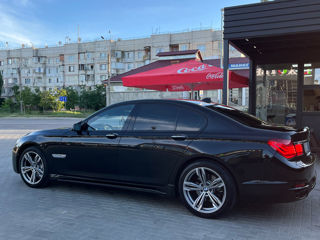 BMW 7 Series foto 4