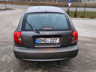 KIA Rio foto 2