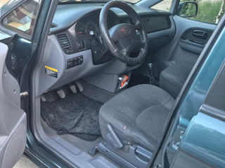 Hyundai Trajet фото 8