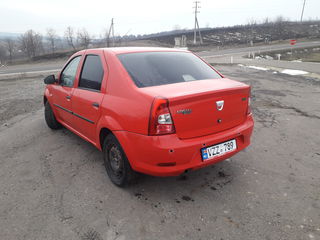 Dacia Logan foto 4