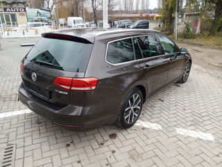 Volkswagen Passat foto 6