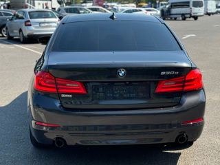 BMW 5 Series foto 6