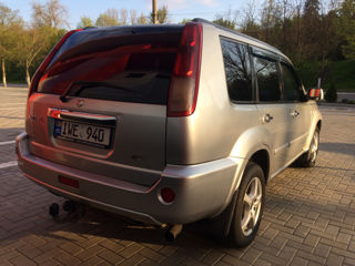 Nissan X-Trail foto 4