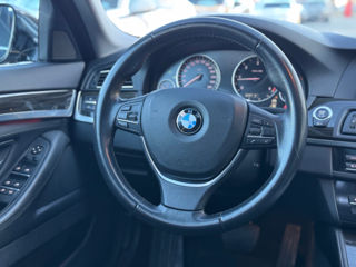 BMW 5 Series foto 9