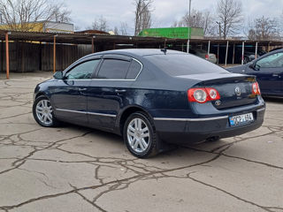 Volkswagen Passat foto 2