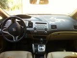 Honda Civic Hibrid foto 7