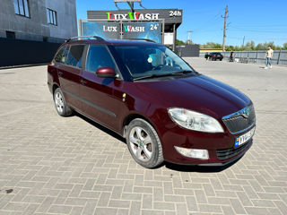 Skoda Fabia foto 2