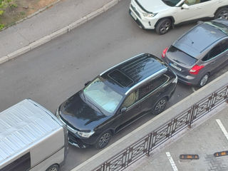 Mitsubishi Outlander foto 4