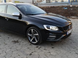 Volvo V60 foto 3