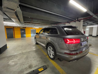 Audi Q7 foto 2