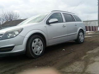 Opel Astra foto 1