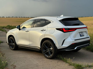 Lexus NX Series foto 2