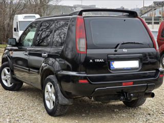 Nissan X-Trail foto 3