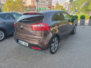 KIA Rio foto 6