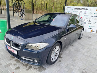 BMW 5 Series foto 6