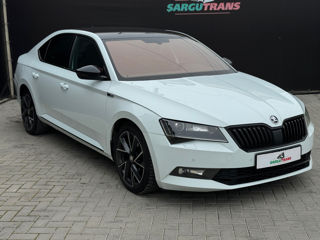 Skoda Superb foto 3