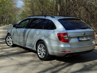 Skoda Superb foto 5