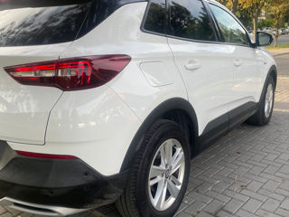 Opel Grandland X foto 8