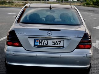 Mercedes E Class foto 5