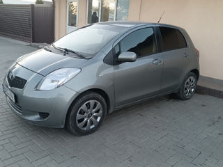 Toyota Yaris foto 3