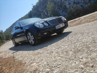 Mercedes E-Class foto 4