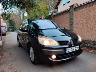 Renault Scenic foto 1